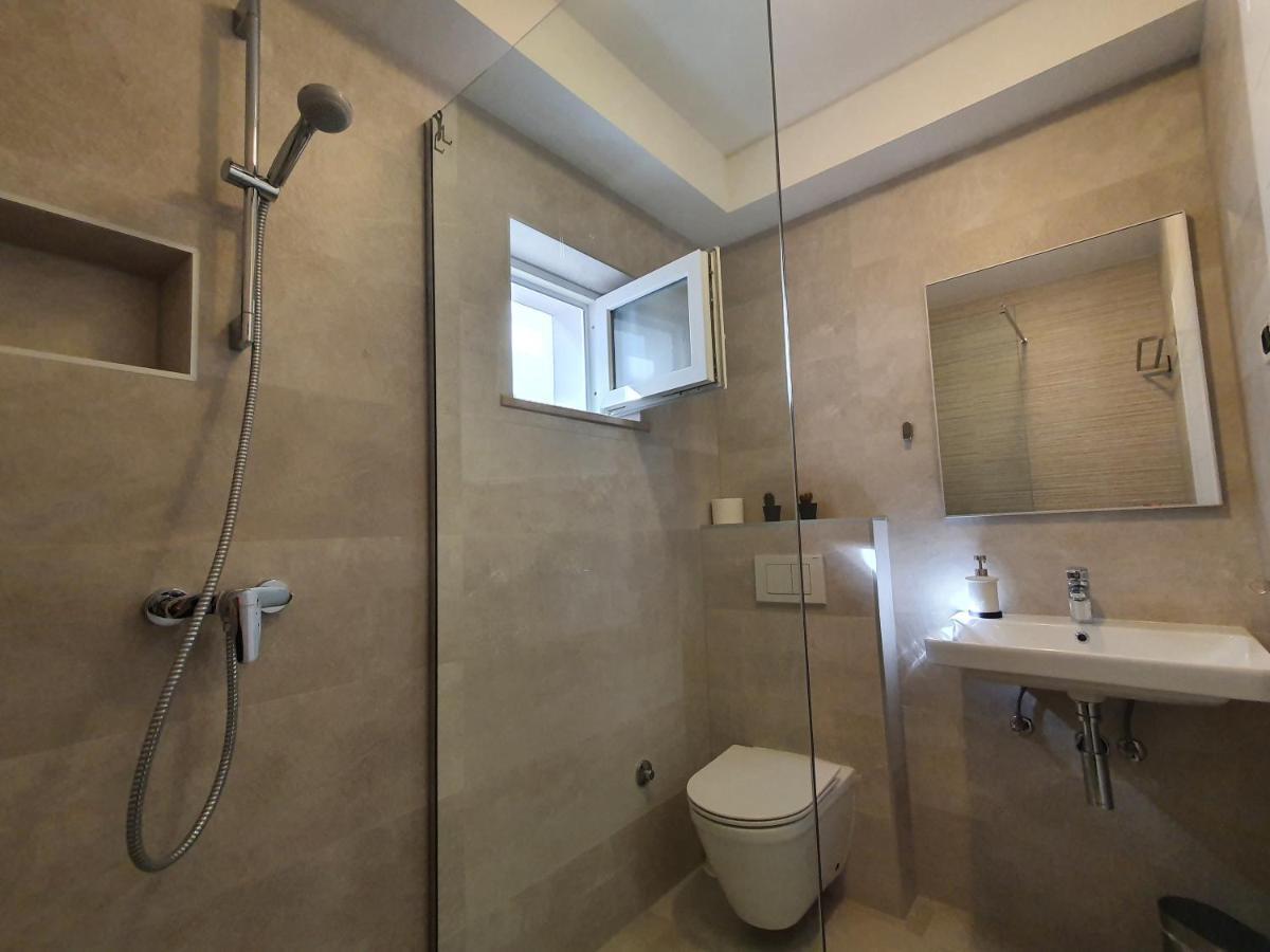 Apartmani Melanie Porec Bagian luar foto